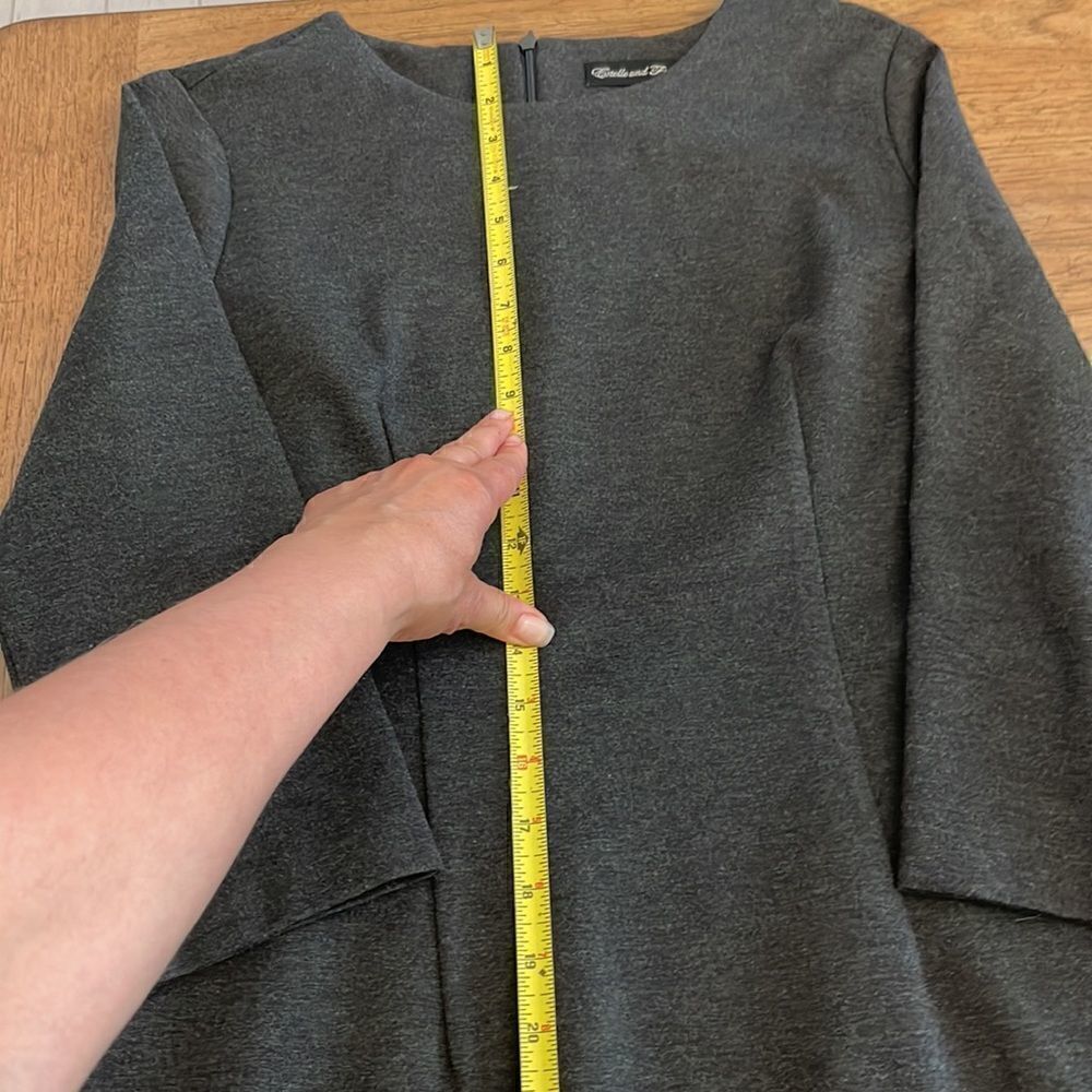 ESTELLE AND FINN CHARCOAL SHEATH DRESS. 3/4 SLEEVE. ELEGANCE PERSONIFI… - Picture 6 of 14